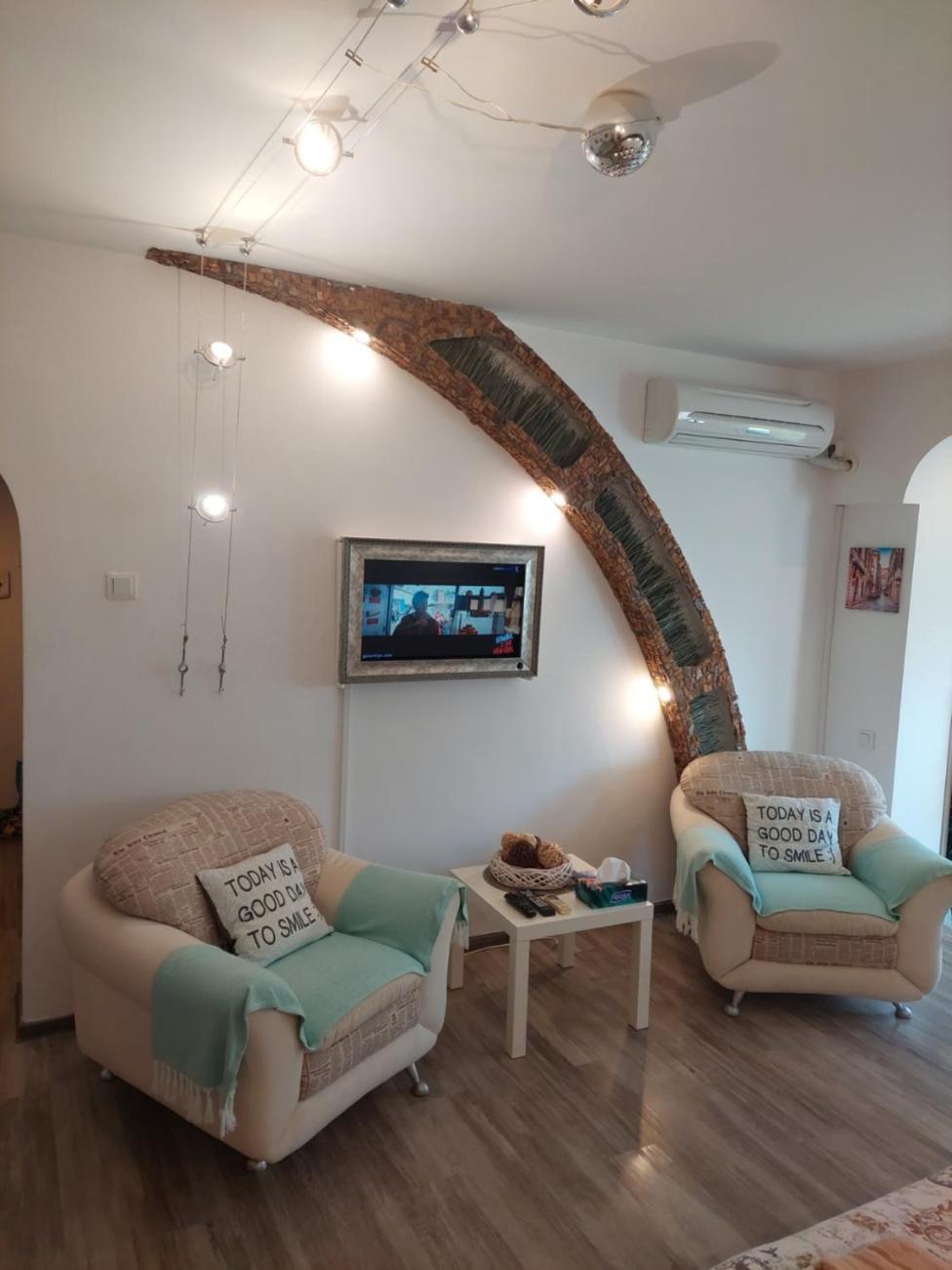 Апартаменты Apartament Casa Mea Констанца Экстерьер фото